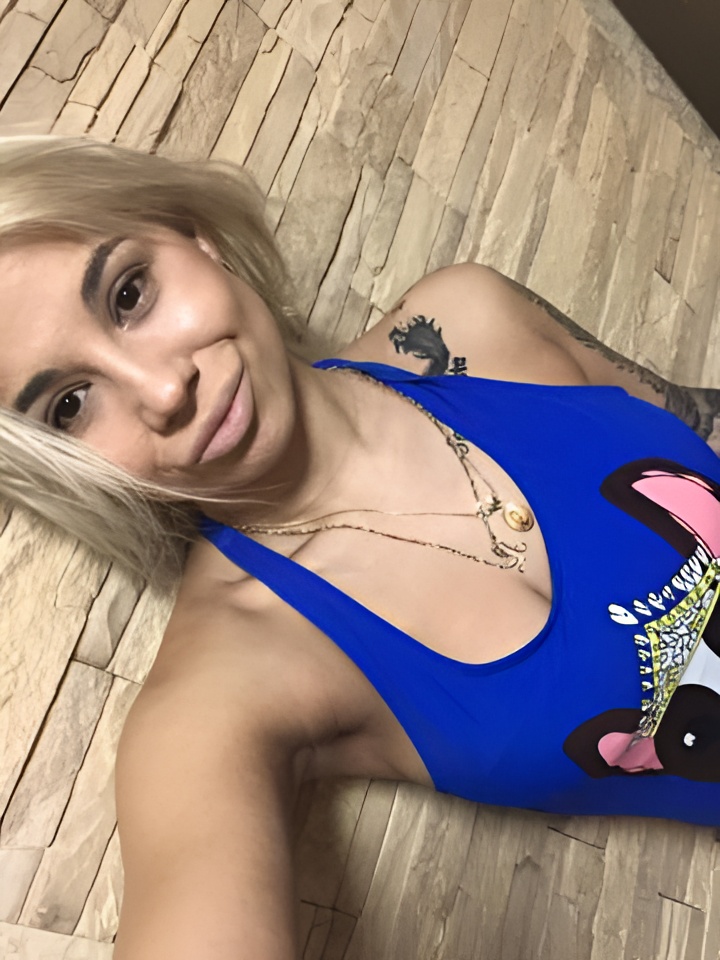 Индивидуалка Арина, доступна для личного знакомства от 2500 руб