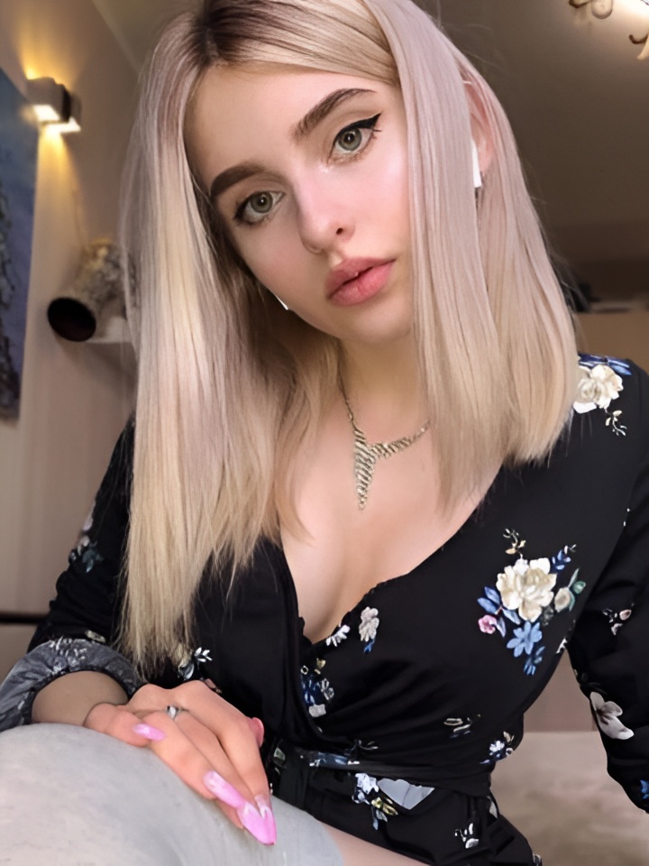 Лариса привлекальеная девушка из Копейска цена от 2500 руб