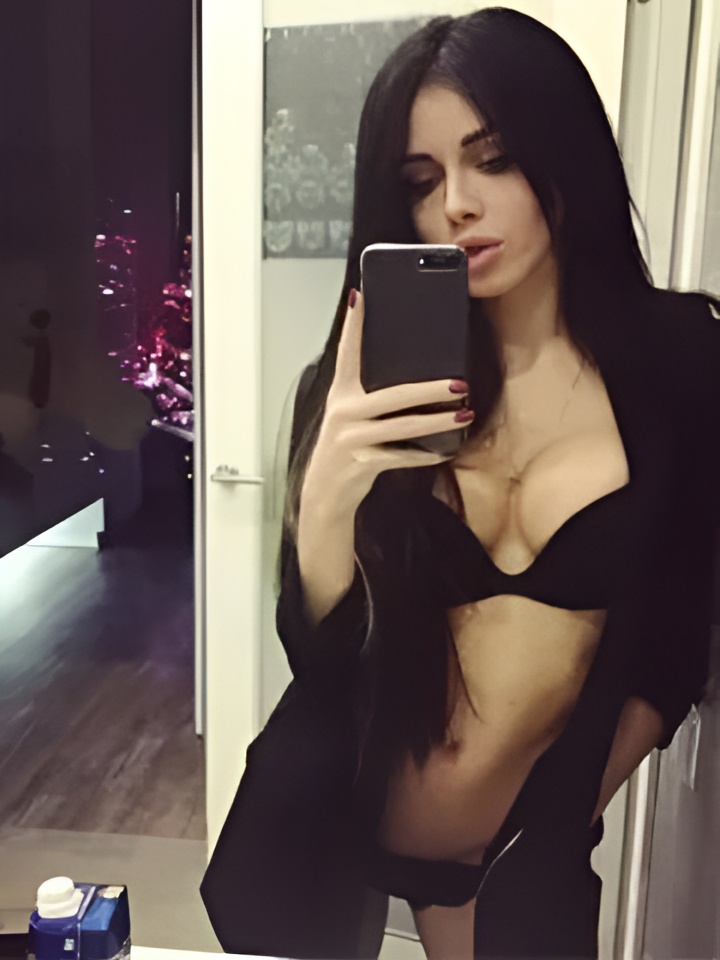 Нелли привлекальеная девушка из Копейска цена от 10000 руб