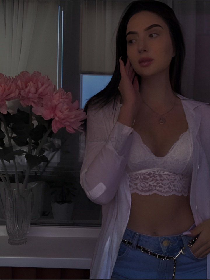 Индивидуалка Викторина, доступна для личного знакомства от 5000 руб