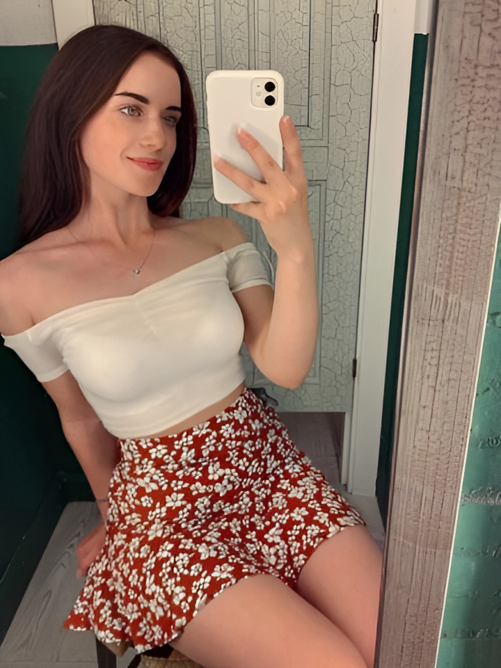 Индивидуалка Олечка, доступна для личного знакомства от 10000 руб