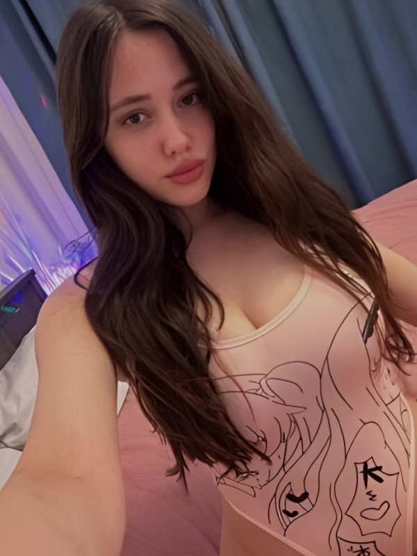 Летиция привлекательная девушка из Копейска цена от 3000 руб