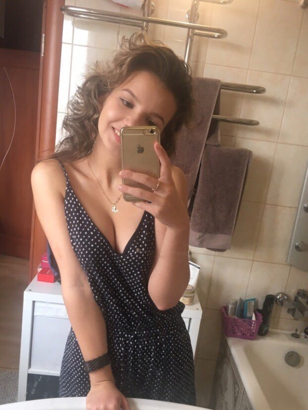 Ольга привлекательная девушка из Копейска цена от 3000 руб